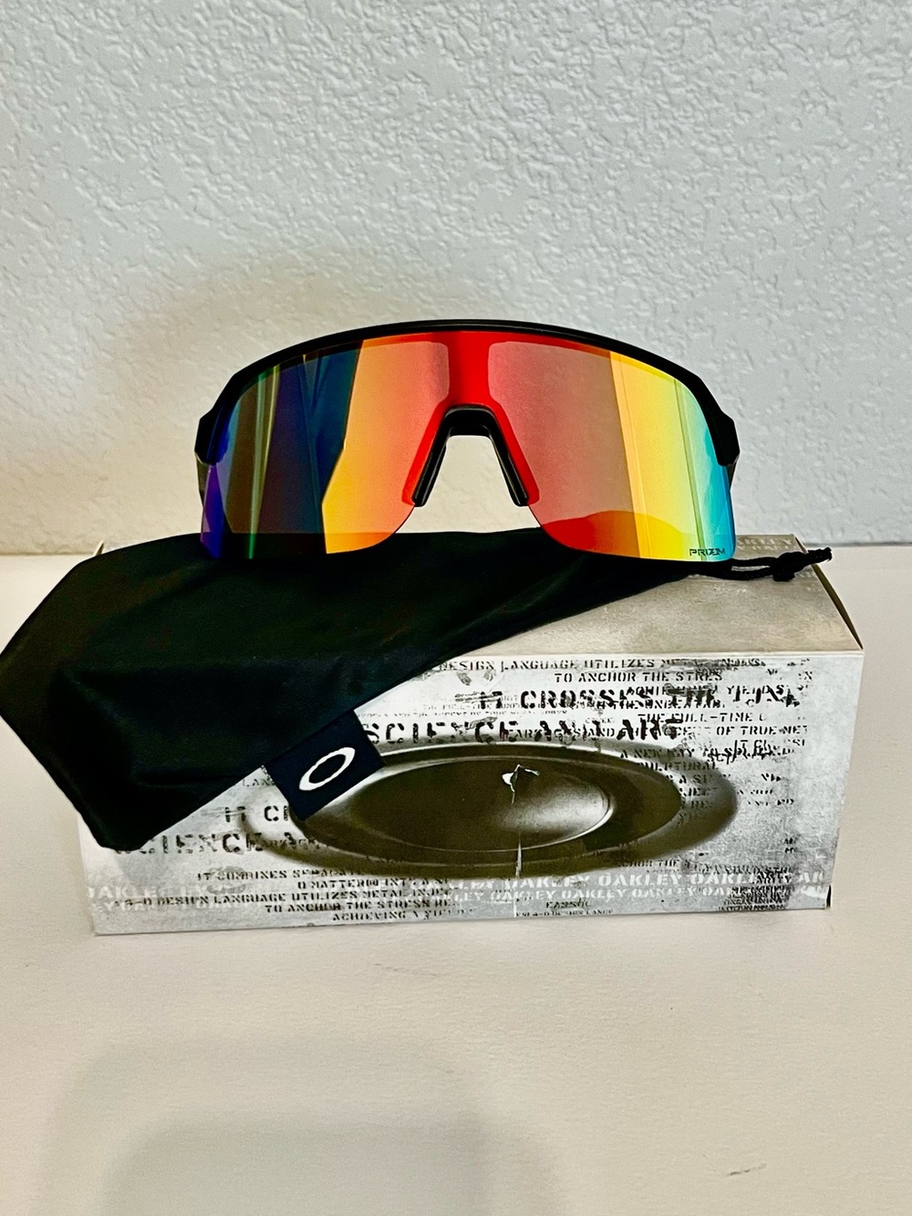 Oakley Sutro Lite Black Matte Frame 9463 - Picture 3 of 8